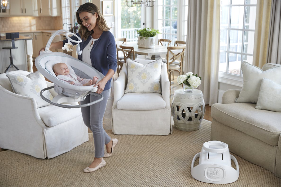Sense2Sooth Swing with Cry Detection Technology